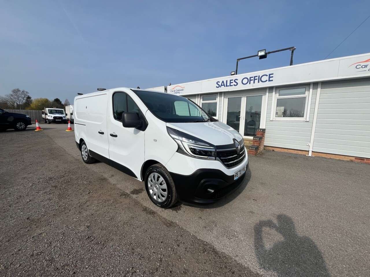 A 2021 RENAULT TRAFIC 2.0 dCi ENERGY 30 Business+ Panel Van 5dr Diesel Manual SWB Standard Roof E A 2021 RENAULT TRAFIC 2.0 dCi ENERGY 30 Business+ Panel Van 5dr Diesel Manual SWB Standard Roof E