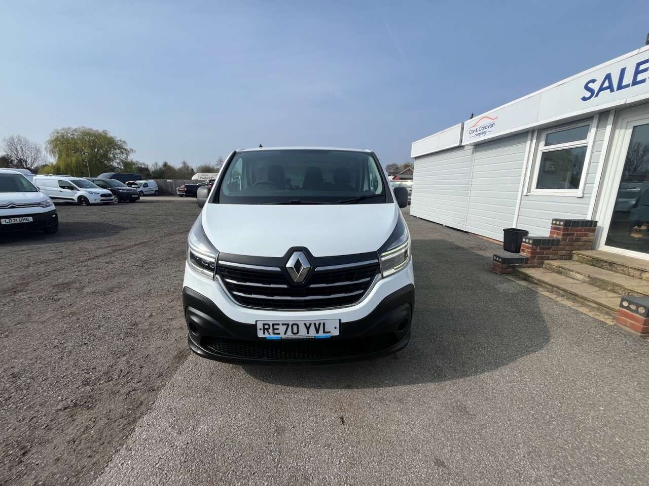 A 2021 RENAULT TRAFIC 2.0 dCi ENERGY 30 Business+ Panel Van 5dr Diesel Manual SWB Standard Roof E A 2021 RENAULT TRAFIC 2.0 dCi ENERGY 30 Business+ Panel Van 5dr Diesel Manual SWB Standard Roof E