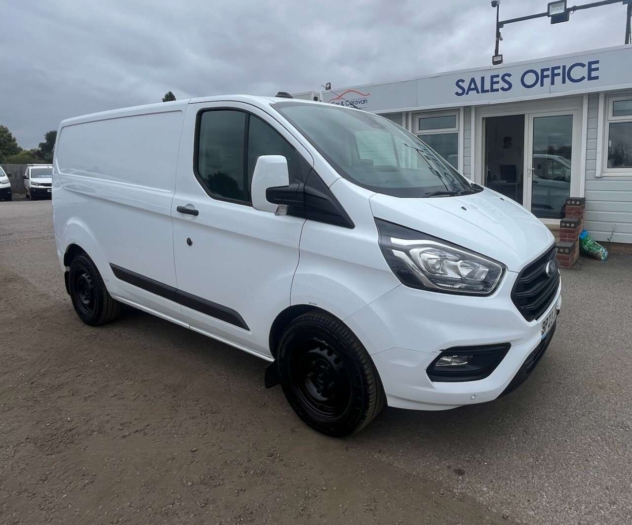 A 2023 FORD TRANSIT CUSTOM 2.0 320 EcoBlue MHEV Trend Panel Van 5dr Diesel Manual L1 H1 Euro 6 (s/s) ( A 2023 FORD TRANSIT CUSTOM 2.0 320 EcoBlue MHEV Trend Panel Van 5dr Diesel Manual L1 H1 Euro 6 (s/s) (