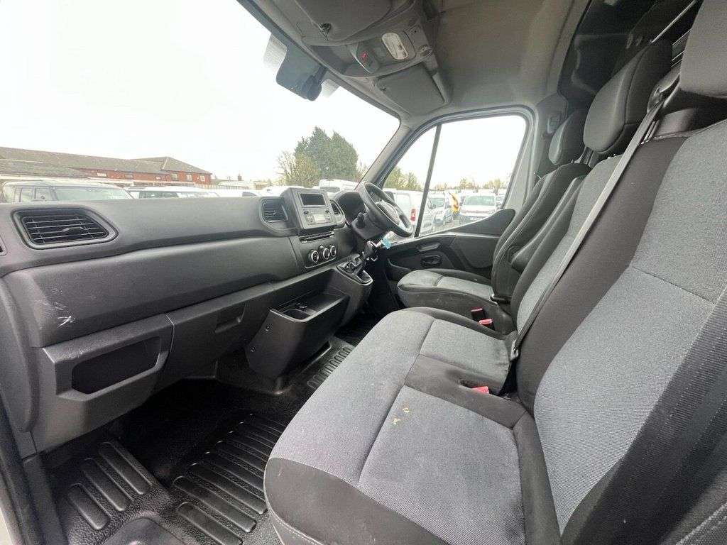 2023 RENAULT MASTER 2023 RENAULT MASTER