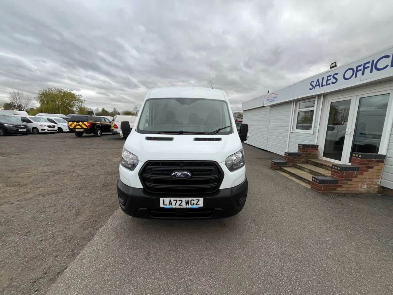 A 2023 FORD TRANSIT 2.0 350 EcoBlue Leader Panel Van 5dr Diesel Manual FWD L3 H2 Euro 6 (s/s) ( A 2023 FORD TRANSIT 2.0 350 EcoBlue Leader Panel Van 5dr Diesel Manual FWD L3 H2 Euro 6 (s/s) (