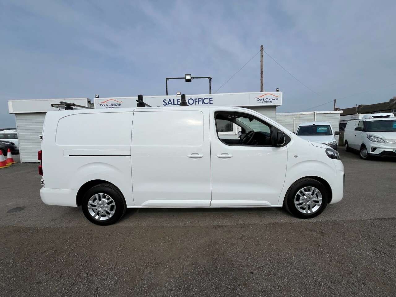 2022 VAUXHALL VIVARO 2022 VAUXHALL VIVARO