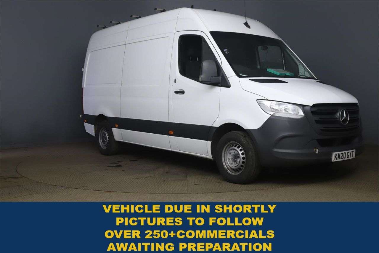 A 2020 MERCEDES-BENZ SPRINTER 2.1 316 CDI Panel Van 5dr Diesel Manual RWD L2 H2 Euro 6 (163 ps) A 2020 MERCEDES-BENZ SPRINTER 2.1 316 CDI Panel Van 5dr Diesel Manual RWD L2 H2 Euro 6 (163 ps)