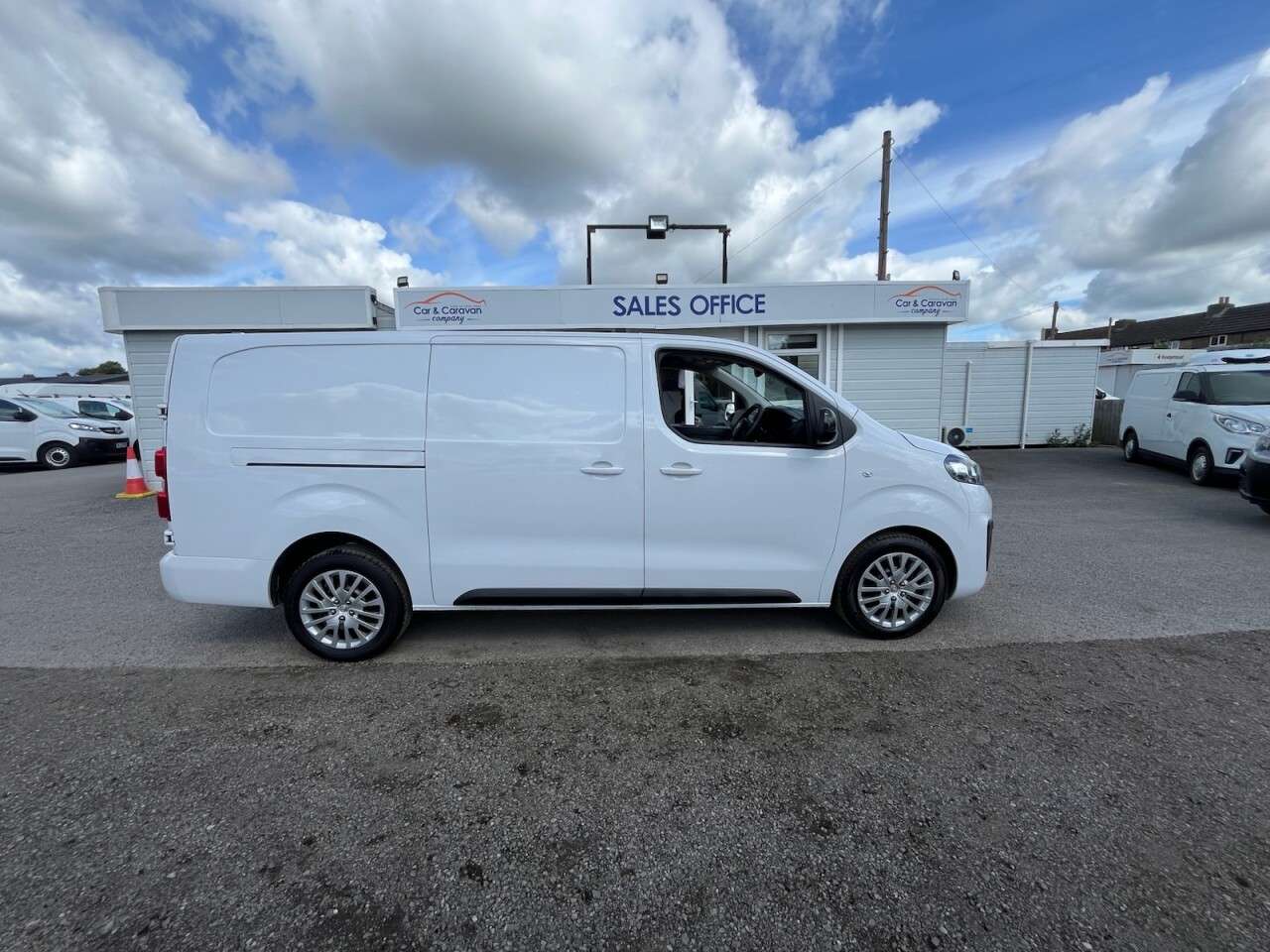 2023 VAUXHALL VIVARO 2023 VAUXHALL VIVARO