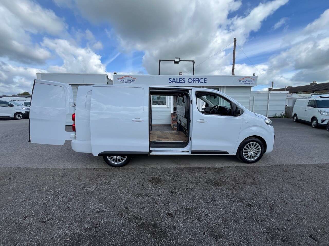2023 VAUXHALL VIVARO 2023 VAUXHALL VIVARO