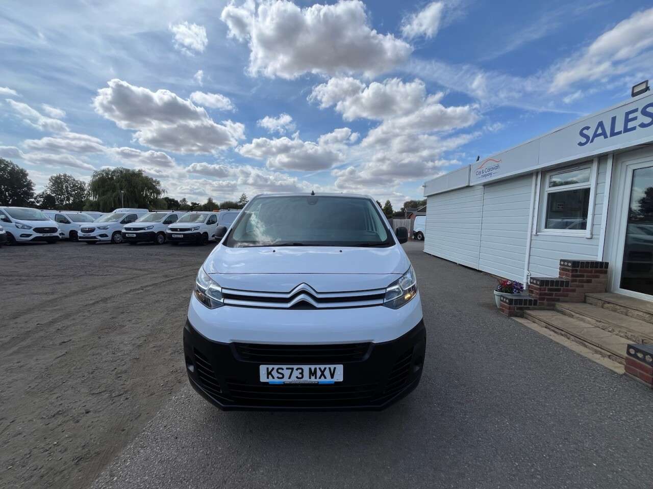 A 2023 CITROEN DISPATCH 1.5 BlueHDi 1000 Enterprise Edition M Panel Van 6dr Diesel Manual FWD 2 Eur A 2023 CITROEN DISPATCH 1.5 BlueHDi 1000 Enterprise Edition M Panel Van 6dr Diesel Manual FWD 2 Eur