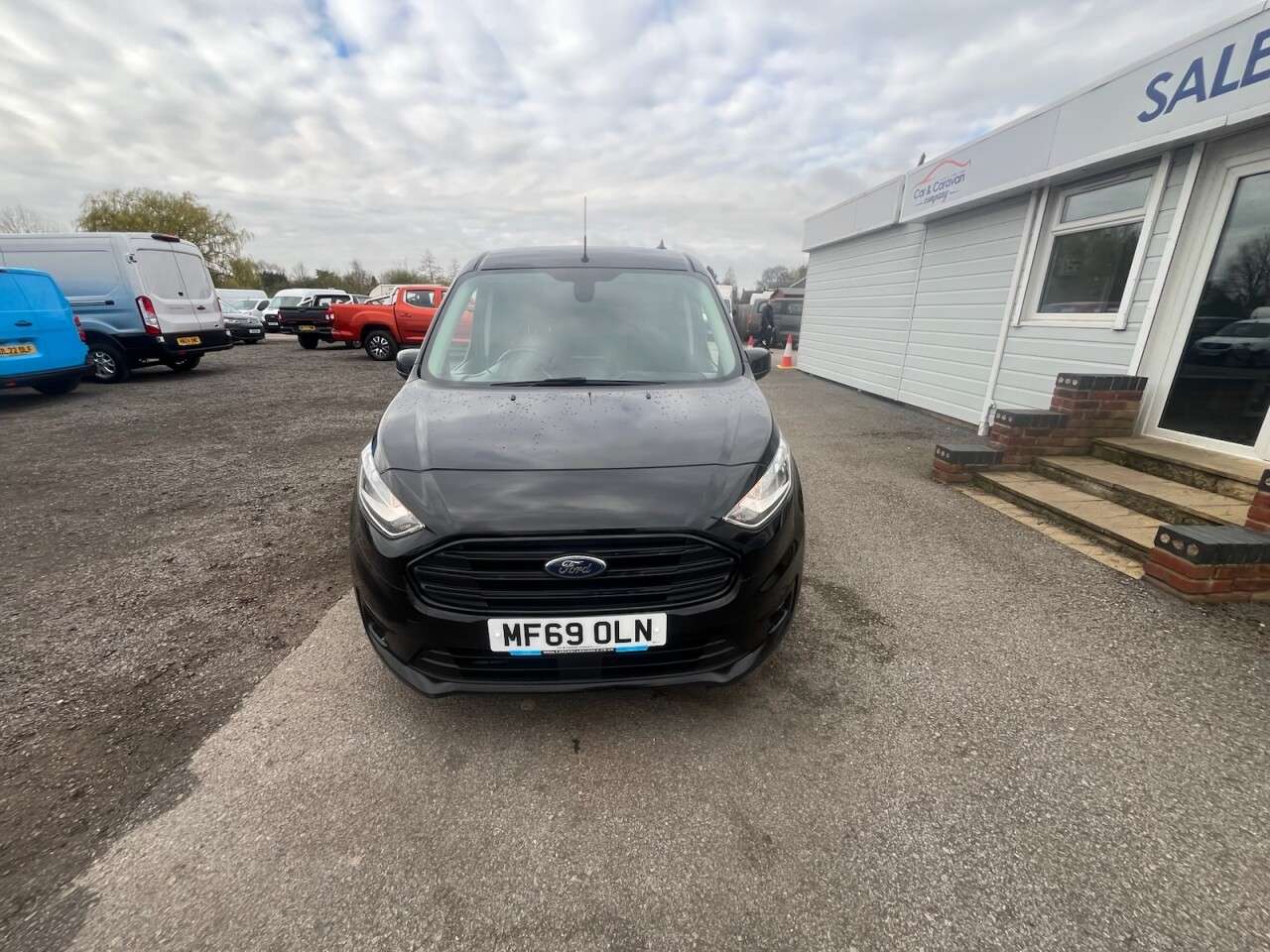 A 2019 FORD TRANSIT CONNECT 1.5 240 EcoBlue Limited Panel Van 5dr Diesel Manual L2 Euro 6 (s/s) (120 ps A 2019 FORD TRANSIT CONNECT 1.5 240 EcoBlue Limited Panel Van 5dr Diesel Manual L2 Euro 6 (s/s) (120 ps