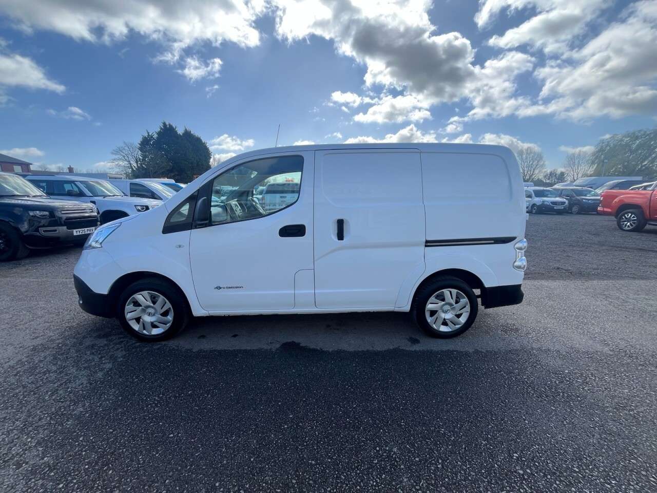 2021 NISSAN E-NV200 2021 NISSAN E-NV200