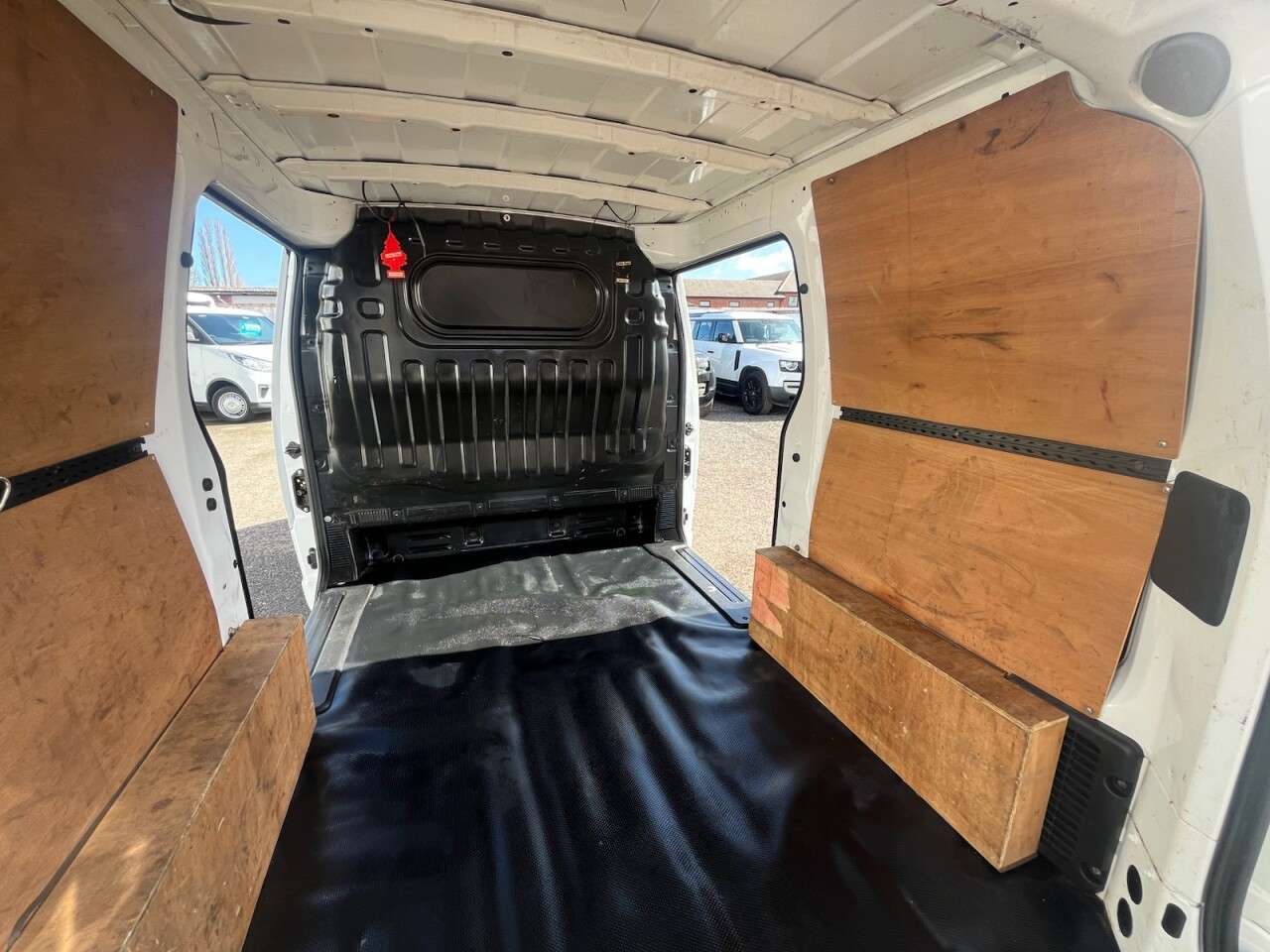 2021 NISSAN E-NV200 2021 NISSAN E-NV200