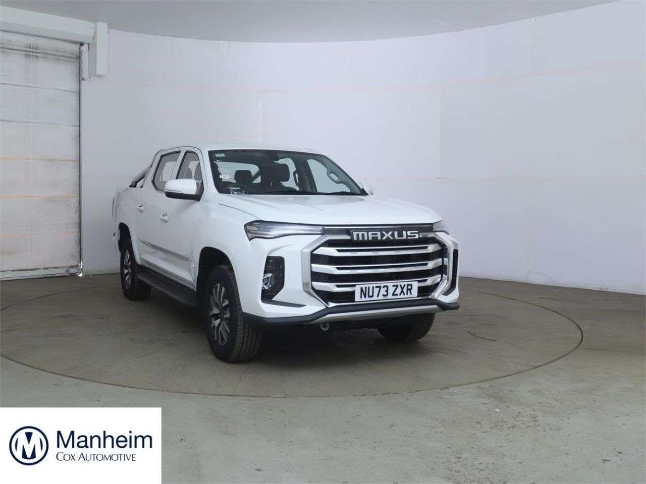 A 2023 MAXUS T90EV 88.5kWh Elite Pickup Double Cab 4dr Electric Auto RWD (177 ps) A 2023 MAXUS T90EV 88.5kWh Elite Pickup Double Cab 4dr Electric Auto RWD (177 ps)