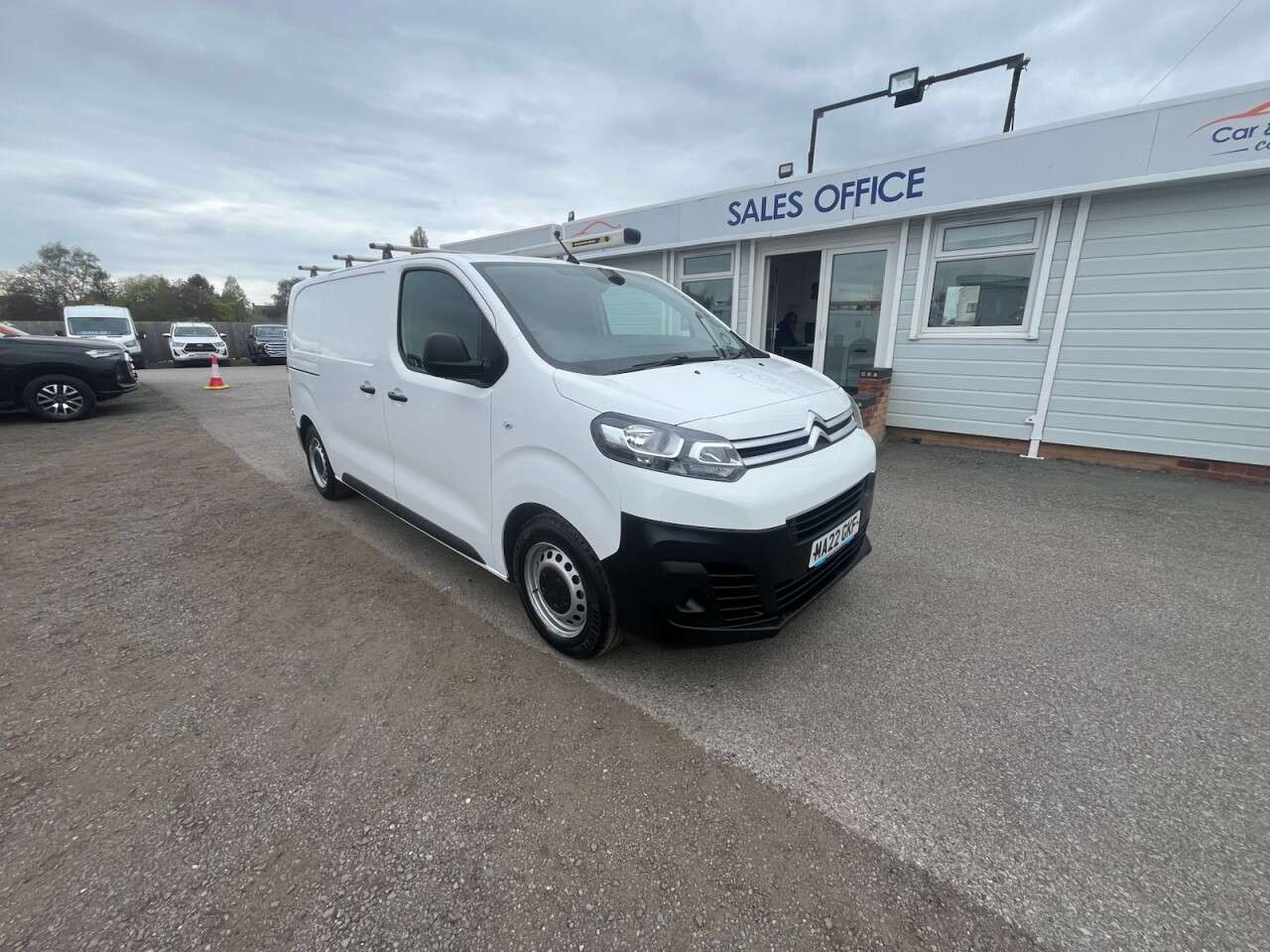A 2022 CITROEN DISPATCH 1.5 BlueHDi 1000 Enterprise Pro M Panel Van 6dr Diesel Manual FWD 2 Euro 6 A 2022 CITROEN DISPATCH 1.5 BlueHDi 1000 Enterprise Pro M Panel Van 6dr Diesel Manual FWD 2 Euro 6
