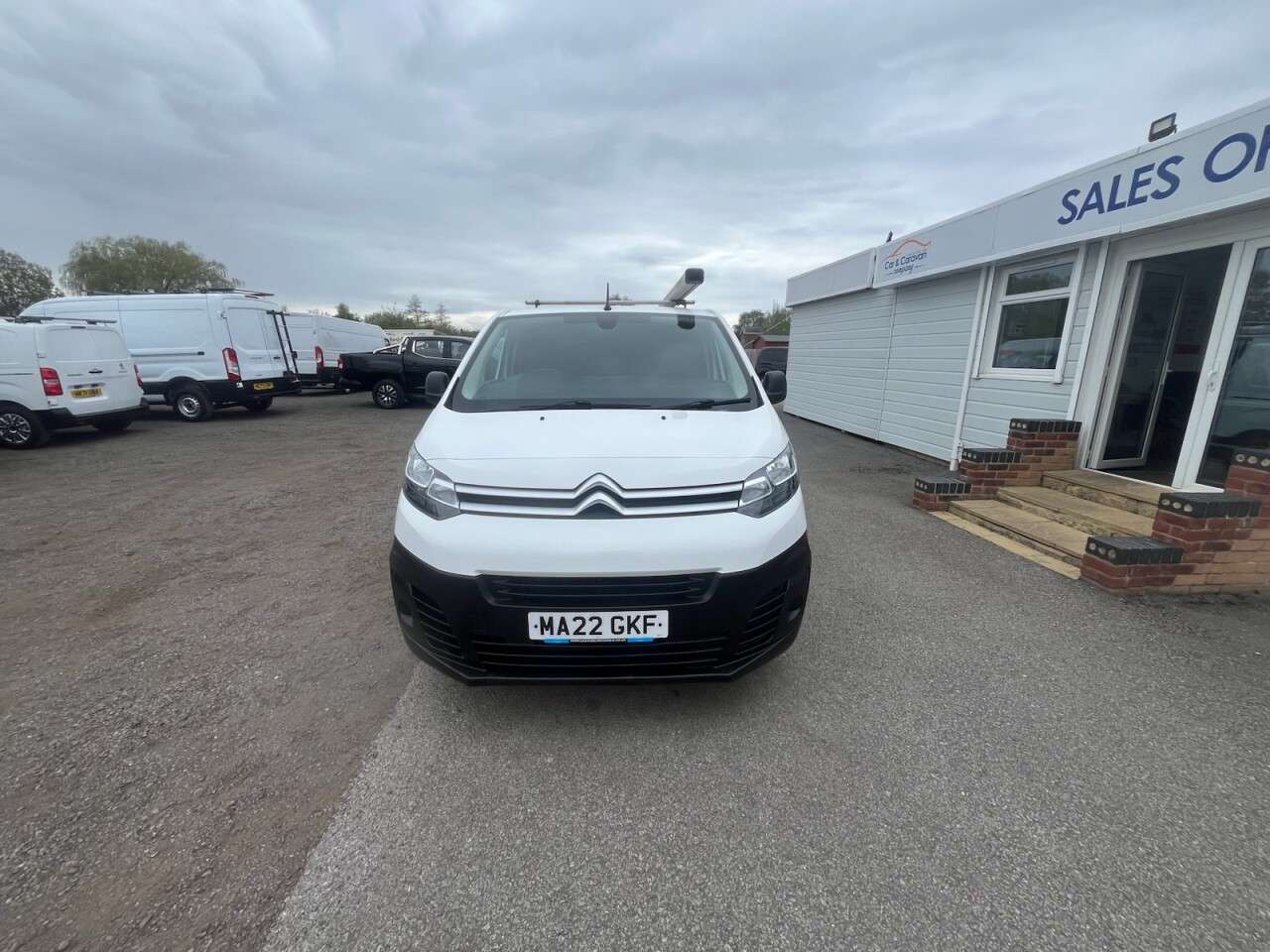 A 2022 CITROEN DISPATCH 1.5 BlueHDi 1000 Enterprise Pro M Panel Van 6dr Diesel Manual FWD 2 Euro 6 A 2022 CITROEN DISPATCH 1.5 BlueHDi 1000 Enterprise Pro M Panel Van 6dr Diesel Manual FWD 2 Euro 6