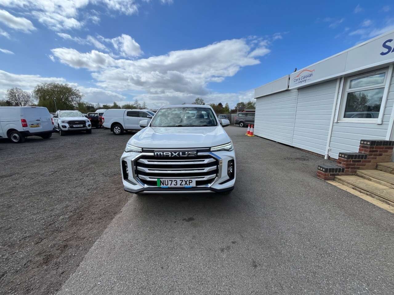 A 2023 MAXUS T90EV 88.5kWh Elite Pickup Double Cab 4dr Electric Auto RWD (177 ps) * FINANCE AV A 2023 MAXUS T90EV 88.5kWh Elite Pickup Double Cab 4dr Electric Auto RWD (177 ps) * FINANCE AV