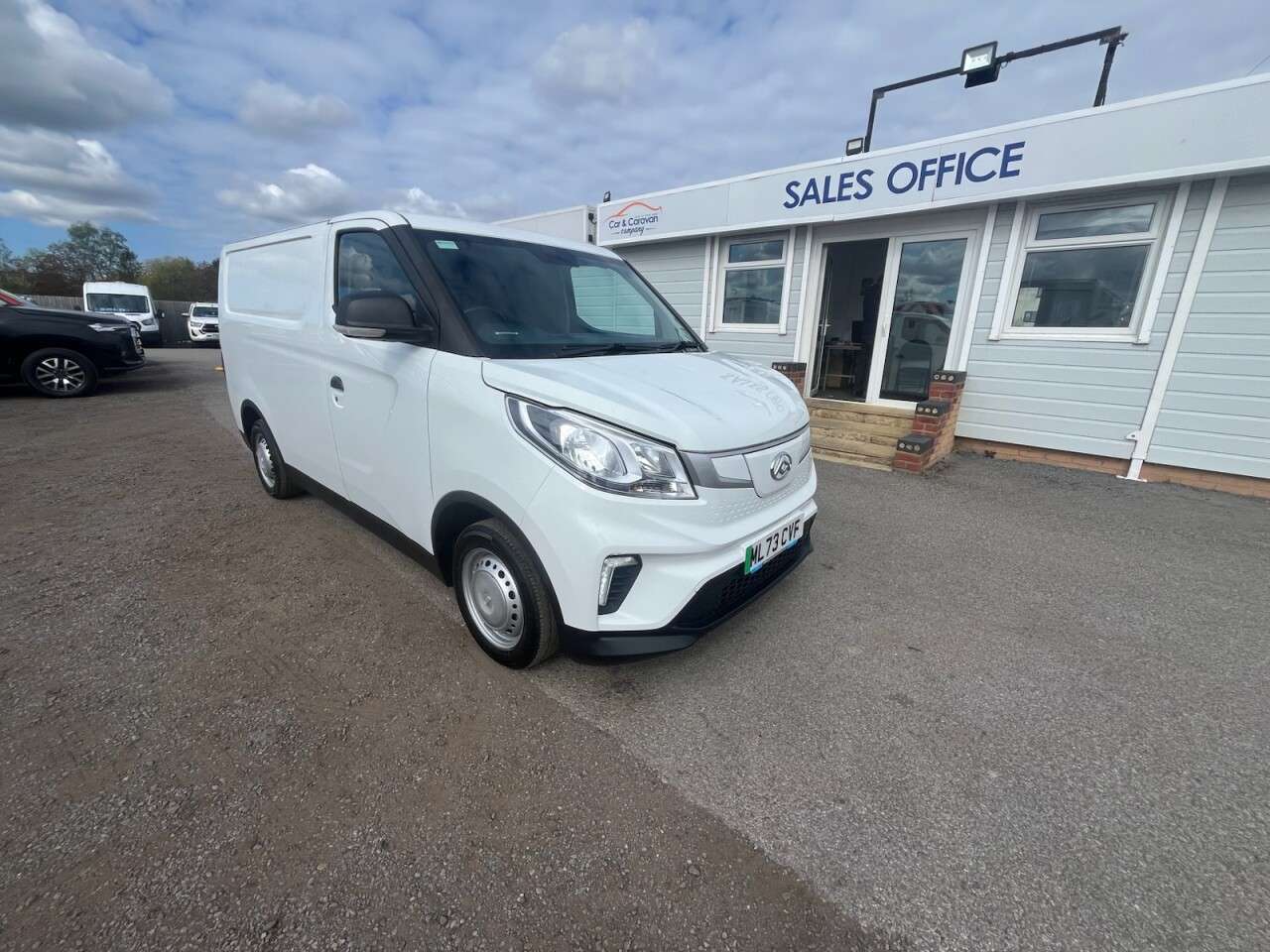 A 2023 MAXUS EDELIVER 3 50.23kWh Panel Van 5dr Electric Auto FWD L1 (122 ps) * FINANCE AVAILABLE CA A 2023 MAXUS EDELIVER 3 50.23kWh Panel Van 5dr Electric Auto FWD L1 (122 ps) * FINANCE AVAILABLE CA