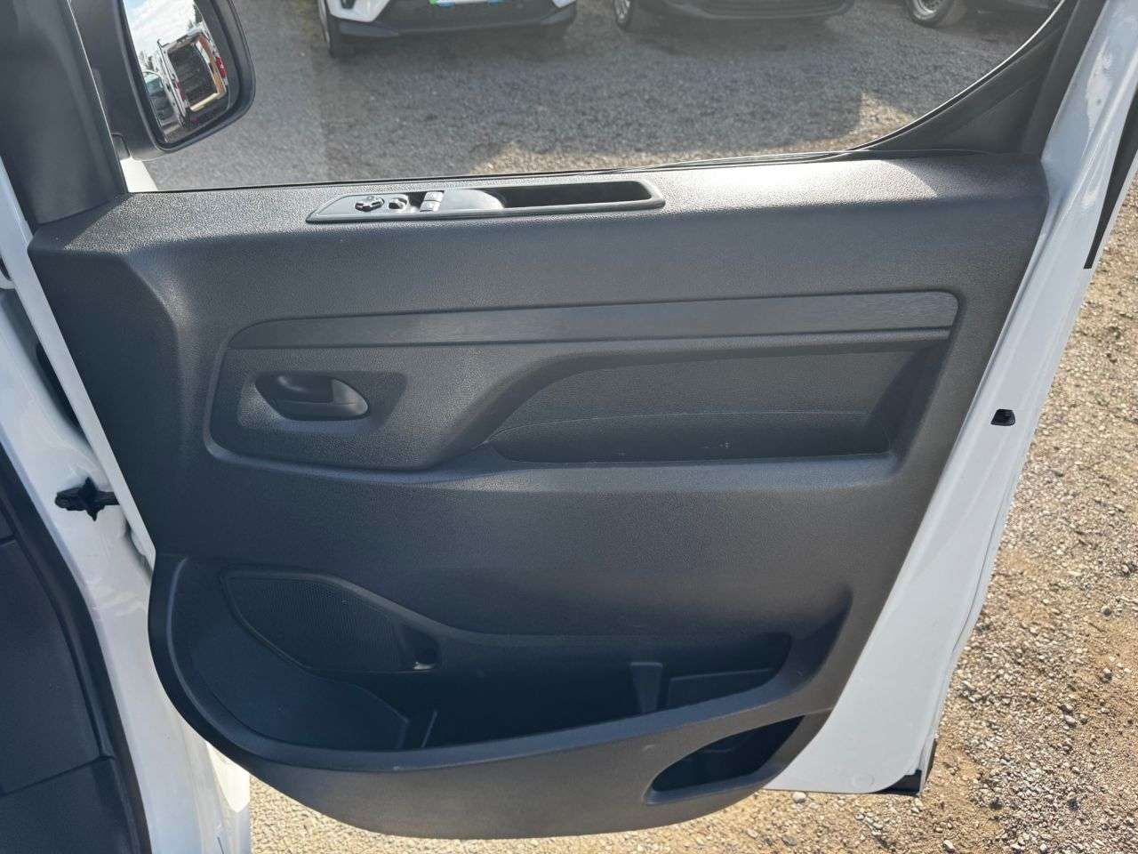 2023 VAUXHALL VIVARO 2023 VAUXHALL VIVARO