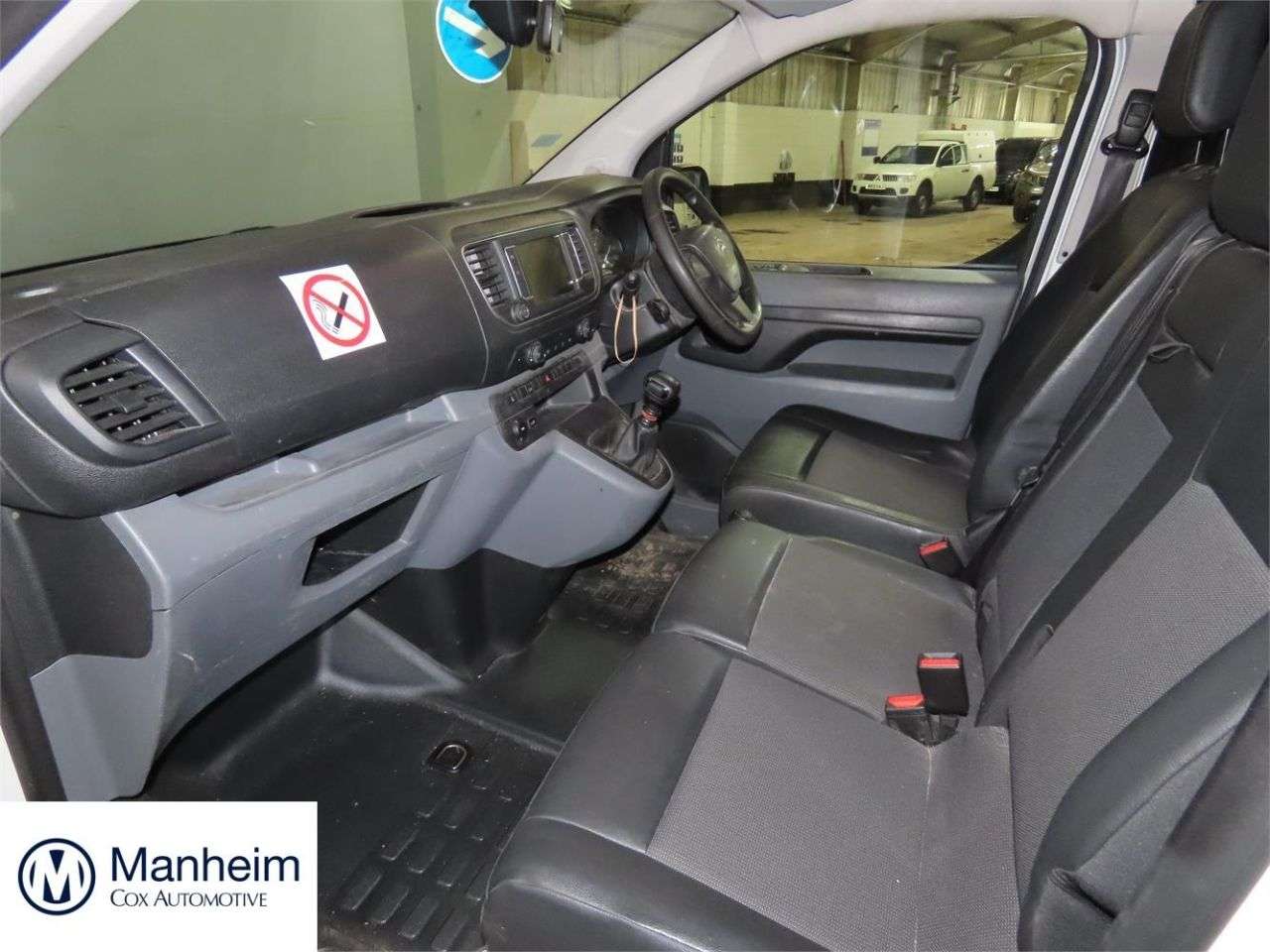 A 2021 CITROEN DISPATCH 1.5 BlueHDi 1000 Enterprise M Panel Van 6dr Diesel Manual FWD 2 Euro 6 (s/s A 2021 CITROEN DISPATCH 1.5 BlueHDi 1000 Enterprise M Panel Van 6dr Diesel Manual FWD 2 Euro 6 (s/s