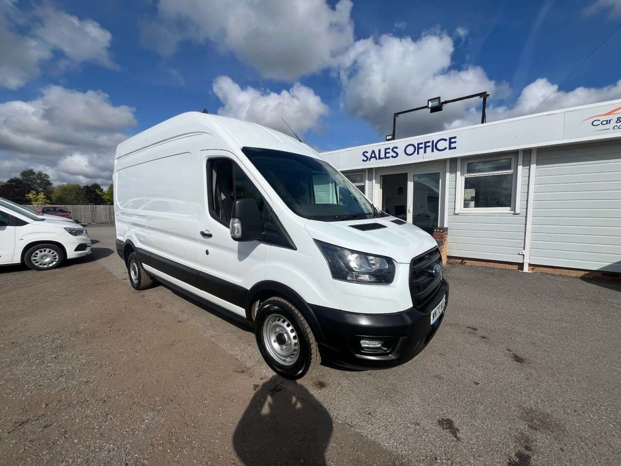A 2020 FORD TRANSIT 2.0 350 EcoBlue Leader Panel Van 5dr Diesel Manual AWD L3 H2 Euro 6 (s/s) ( A 2020 FORD TRANSIT 2.0 350 EcoBlue Leader Panel Van 5dr Diesel Manual AWD L3 H2 Euro 6 (s/s) (