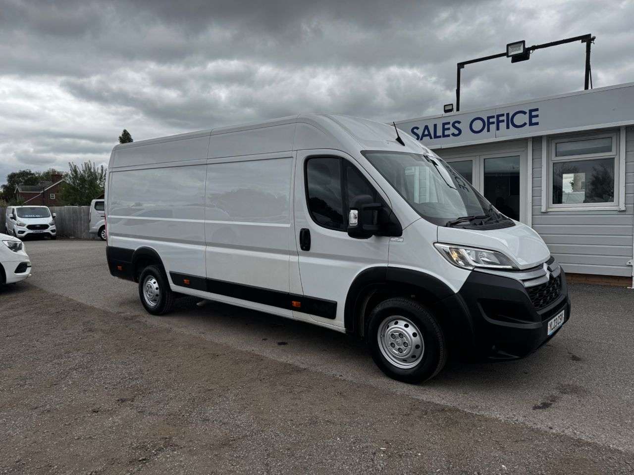 A 2023 CITROEN RELAY 2.2 BlueHDi 35 Enterprise Edition Panel Van 5dr Diesel Manual L4 High Roof A 2023 CITROEN RELAY 2.2 BlueHDi 35 Enterprise Edition Panel Van 5dr Diesel Manual L4 High Roof
