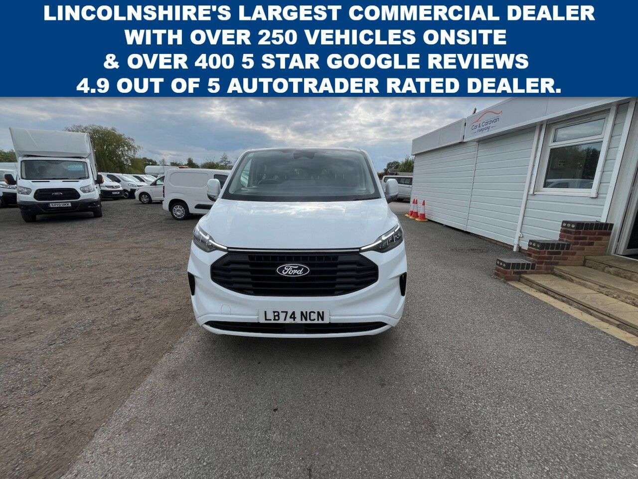 A 2024 FORD TRANSIT CUSTOM 2.0 320 EcoBlue Limited Kombi Double Cab 5dr Diesel Manual L2 Euro 6 (s/s) A 2024 FORD TRANSIT CUSTOM 2.0 320 EcoBlue Limited Kombi Double Cab 5dr Diesel Manual L2 Euro 6 (s/s)