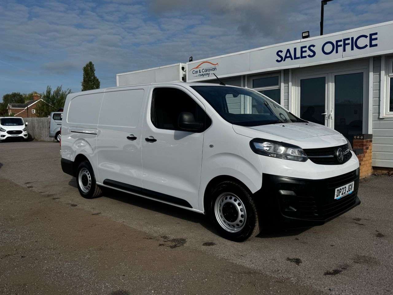 A 2023 VAUXHALL VIVARO 1.5 Turbo D 2900 Prime Panel Van 6dr Diesel Manual L2 H1 Euro 6 (s/s) (100 A 2023 VAUXHALL VIVARO 1.5 Turbo D 2900 Prime Panel Van 6dr Diesel Manual L2 H1 Euro 6 (s/s) (100