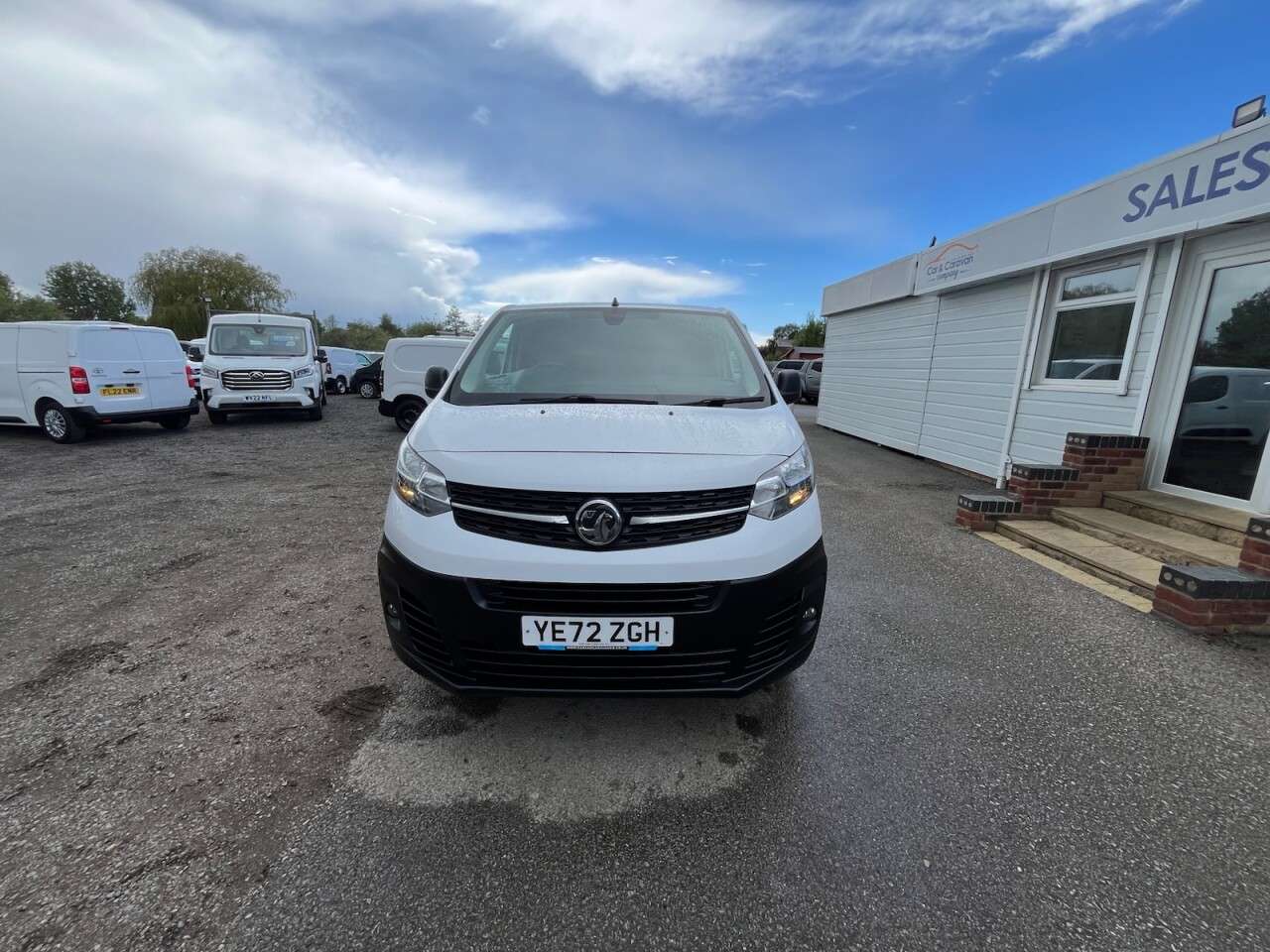 A 2022 VAUXHALL VIVARO 1.5 Turbo D 2700 Dynamic Panel Van 6dr Diesel Manual L1 H1 Euro 6 (s/s) (12 A 2022 VAUXHALL VIVARO 1.5 Turbo D 2700 Dynamic Panel Van 6dr Diesel Manual L1 H1 Euro 6 (s/s) (12