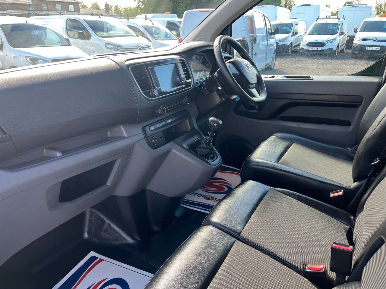 2022 TOYOTA PROACE 2022 TOYOTA PROACE