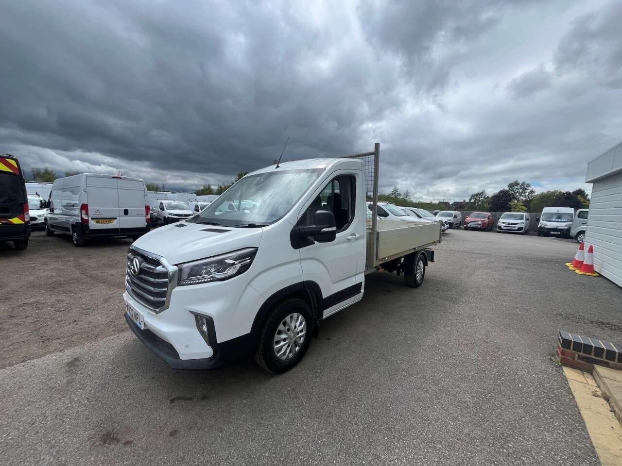 2022 MAXUS DELIVER 9 2022 MAXUS DELIVER 9