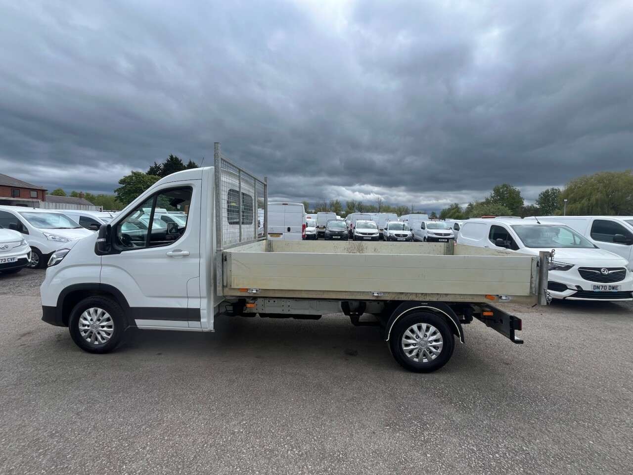 2022 MAXUS DELIVER 9 2022 MAXUS DELIVER 9