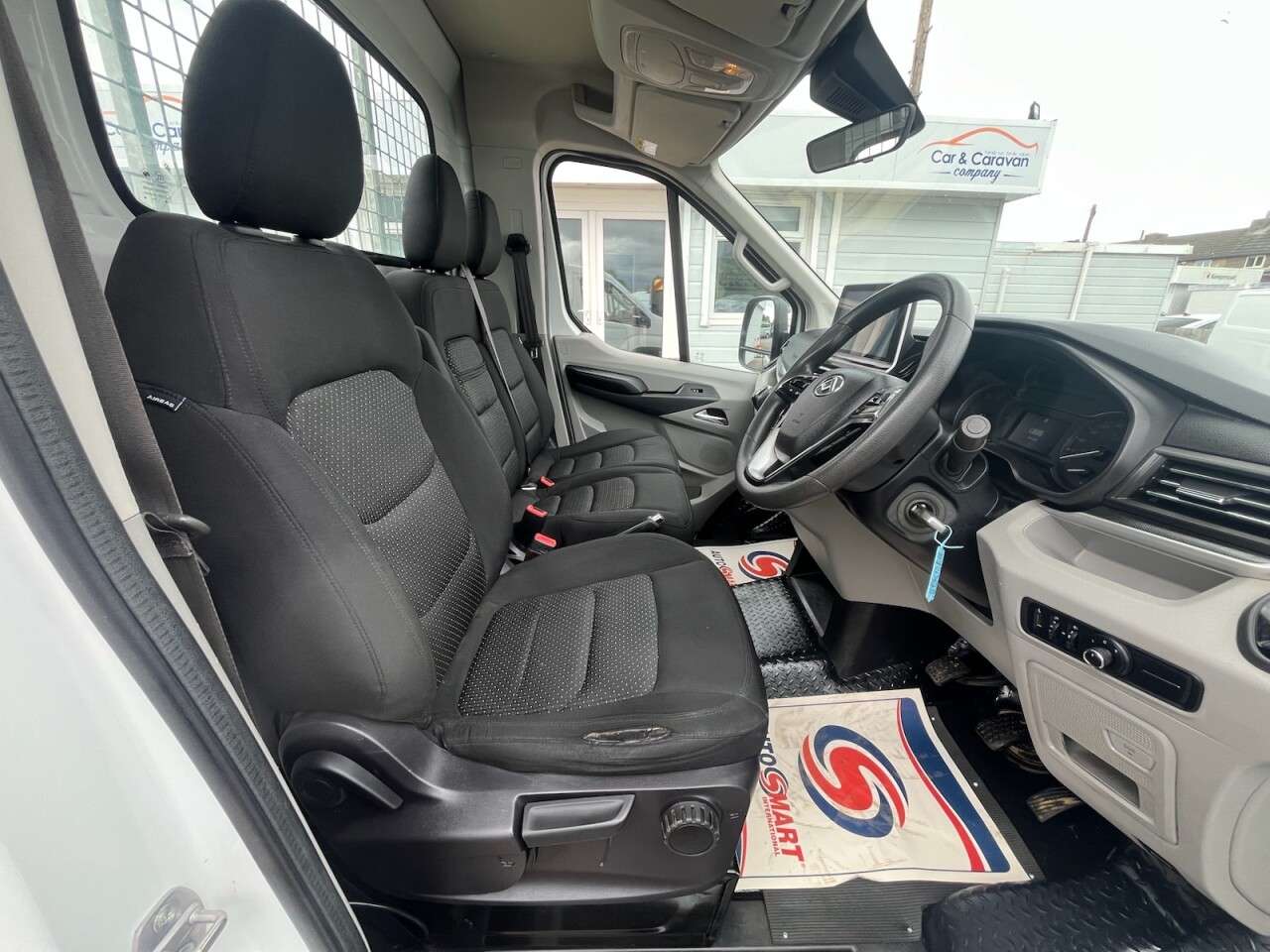 2022 MAXUS DELIVER 9 2022 MAXUS DELIVER 9