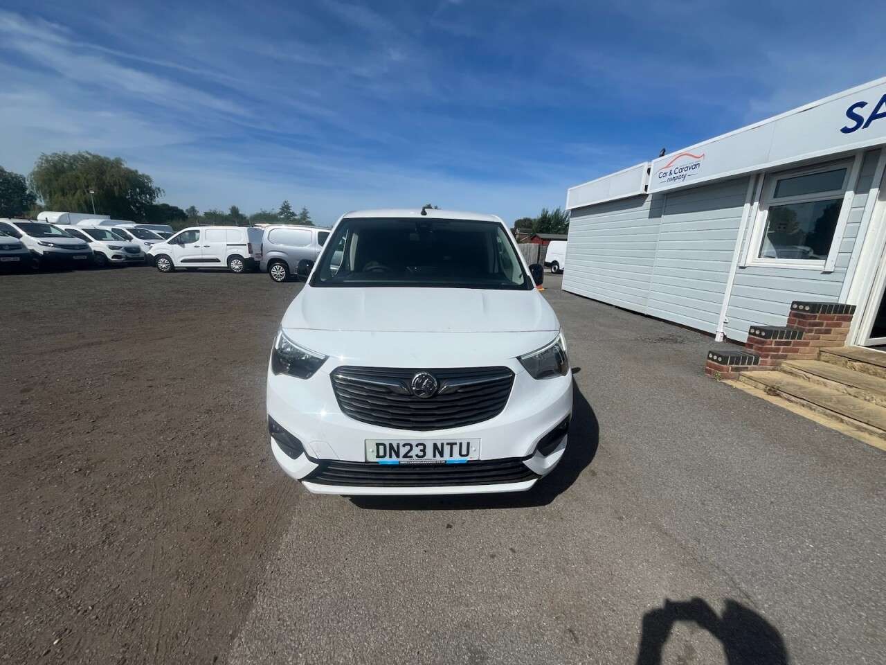 A 2023 VAUXHALL COMBO 1.5 Turbo D 2300 Pro Panel Van 5dr Diesel Manual L1 H1 Euro 6 (s/s) (100 ps A 2023 VAUXHALL COMBO 1.5 Turbo D 2300 Pro Panel Van 5dr Diesel Manual L1 H1 Euro 6 (s/s) (100 ps