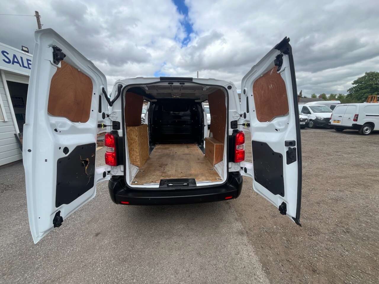2023 VAUXHALL VIVARO 2023 VAUXHALL VIVARO