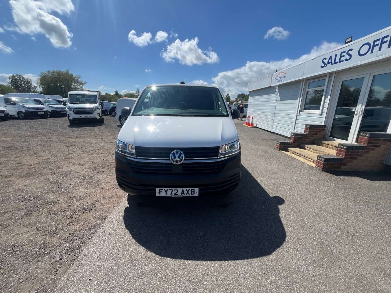 A 2022 VOLKSWAGEN TRANSPORTER 2.0 TDI T28 Startline Panel Van 5dr Diesel Manual FWD SWB Euro 6 (s/s) (110 A 2022 VOLKSWAGEN TRANSPORTER 2.0 TDI T28 Startline Panel Van 5dr Diesel Manual FWD SWB Euro 6 (s/s) (110