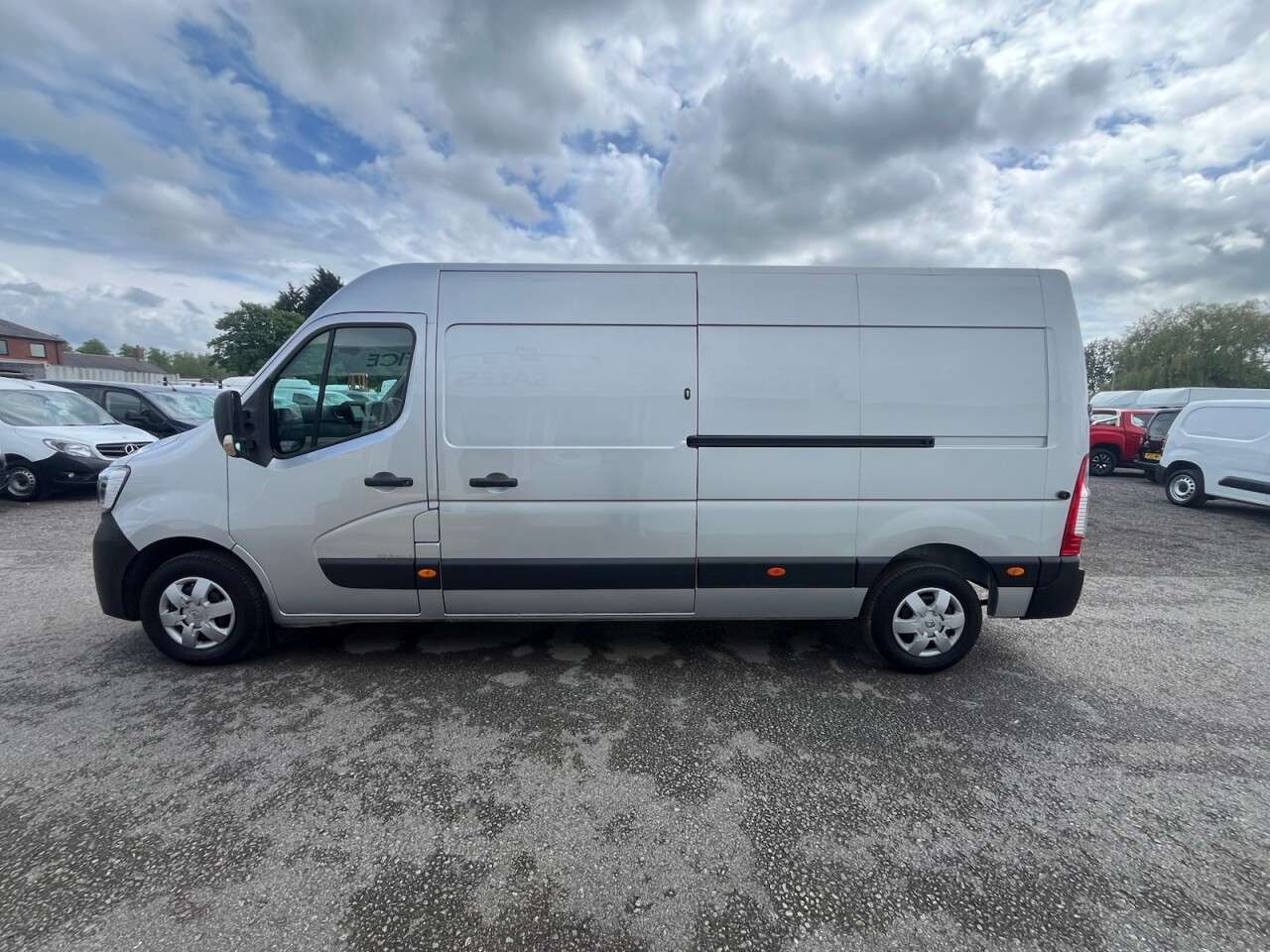 2023 RENAULT MASTER 2023 RENAULT MASTER