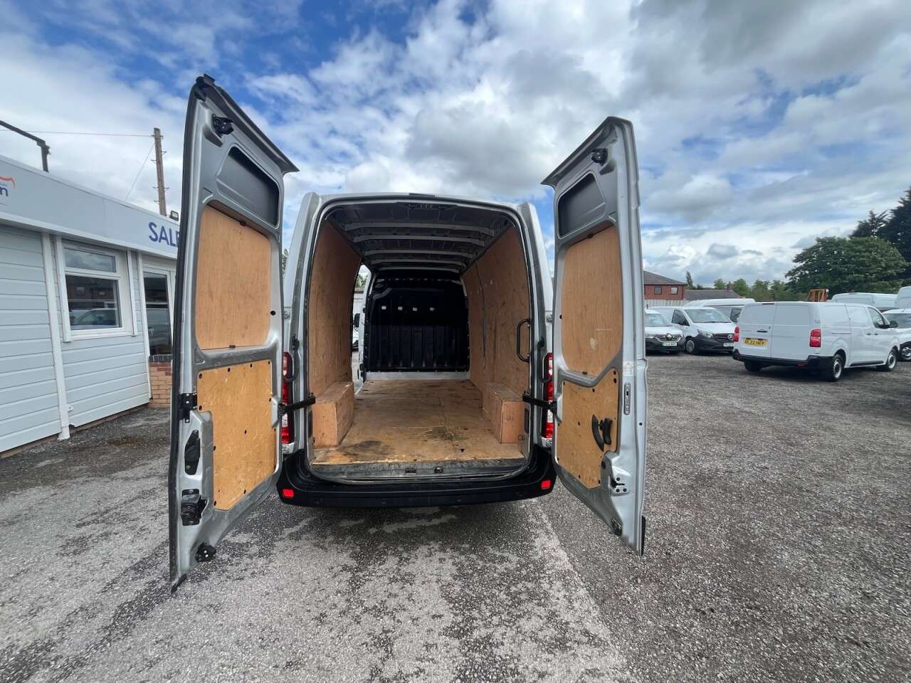 2023 RENAULT MASTER 2023 RENAULT MASTER