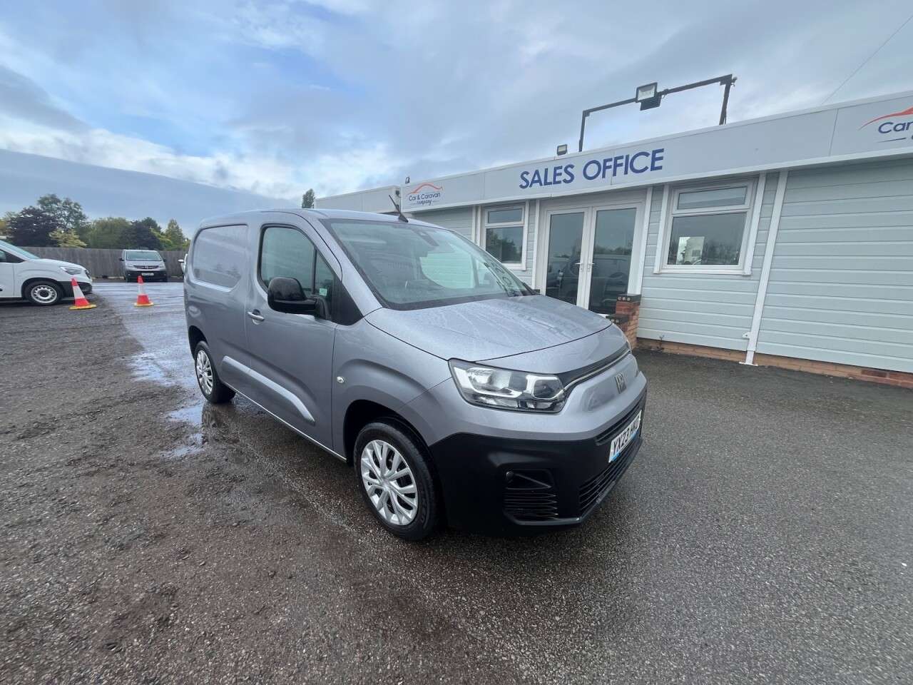 A 2023 FIAT DOBLO 1.5 BlueHDi 1000Kg Primo Panel Van 5dr Diesel Manual SWB Euro 6 (s/s) (100 A 2023 FIAT DOBLO 1.5 BlueHDi 1000Kg Primo Panel Van 5dr Diesel Manual SWB Euro 6 (s/s) (100