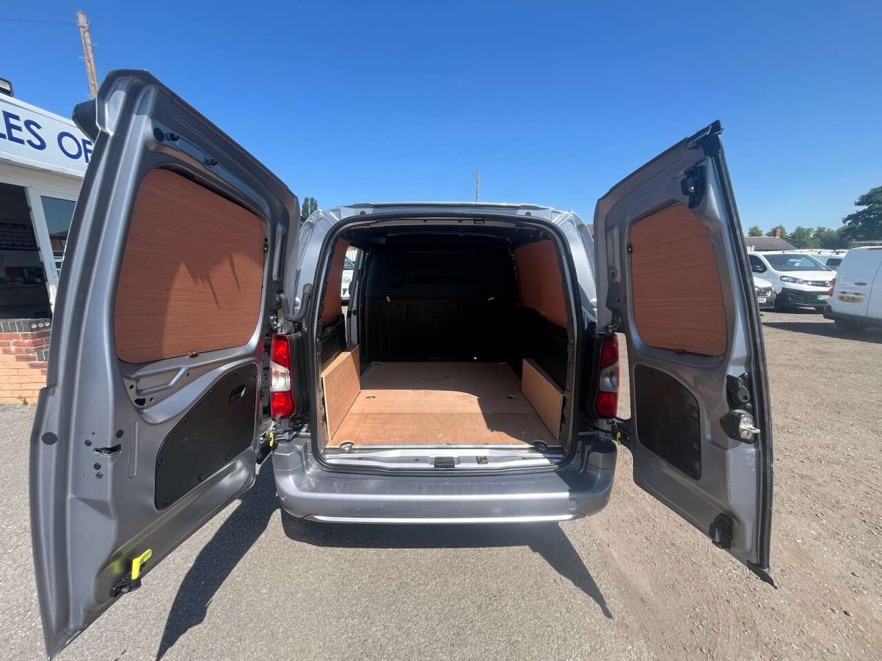 2023 FIAT DOBLO 2023 FIAT DOBLO