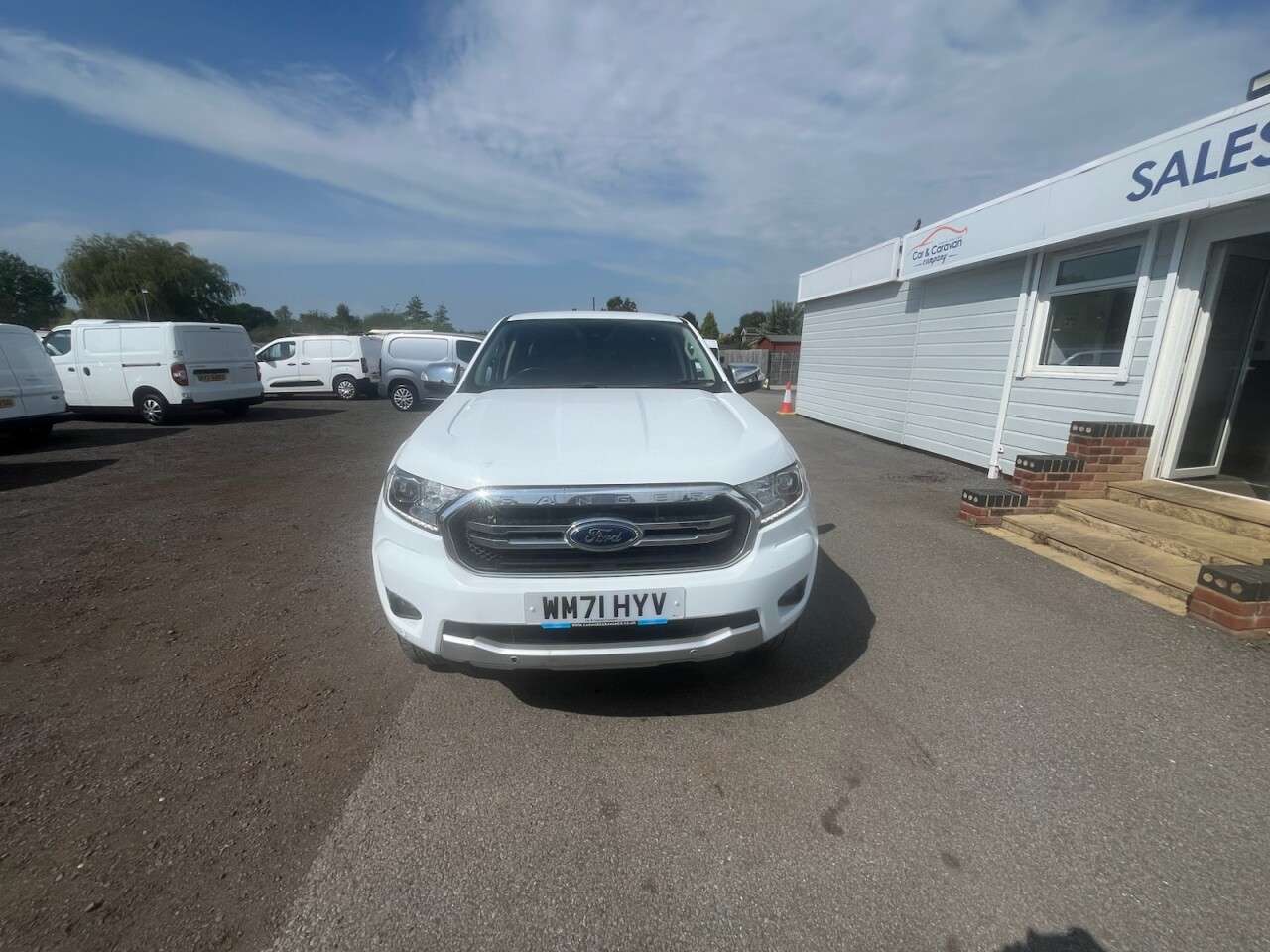 A 2022 FORD RANGER 2.0 EcoBlue Limited Pickup Double Cab 4dr Diesel Auto 4WD Euro 6 (s/s) (213 A 2022 FORD RANGER 2.0 EcoBlue Limited Pickup Double Cab 4dr Diesel Auto 4WD Euro 6 (s/s) (213