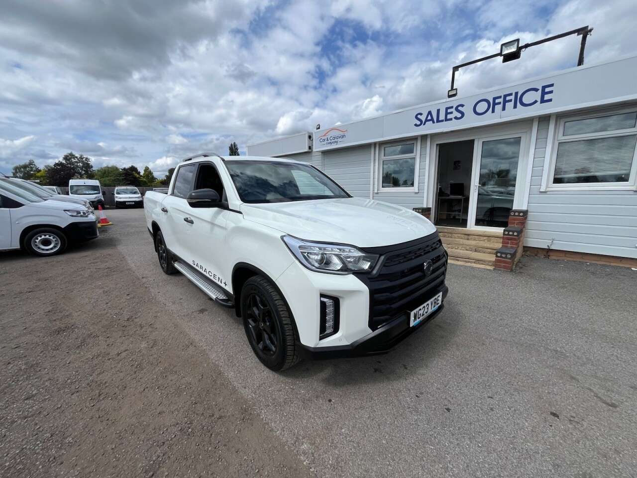 A 2023 SSANGYONG MUSSO 2.2D Saracen Plus Pickup Double Cab 4dr Diesel Auto 4WD LWB Euro 6 (202 ps) A 2023 SSANGYONG MUSSO 2.2D Saracen Plus Pickup Double Cab 4dr Diesel Auto 4WD LWB Euro 6 (202 ps)