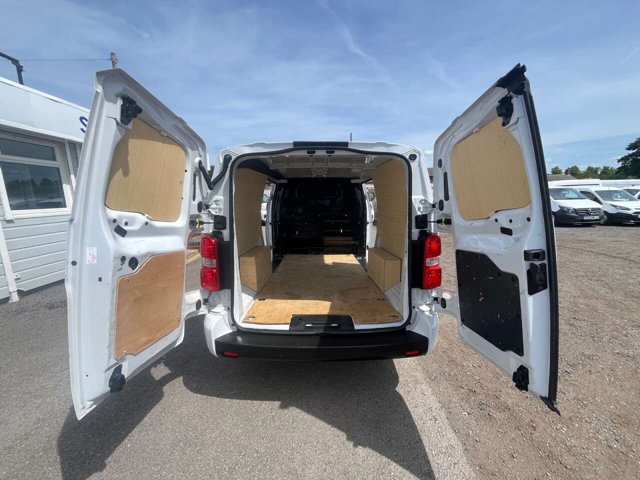 2023 PEUGEOT EXPERT 2023 PEUGEOT EXPERT