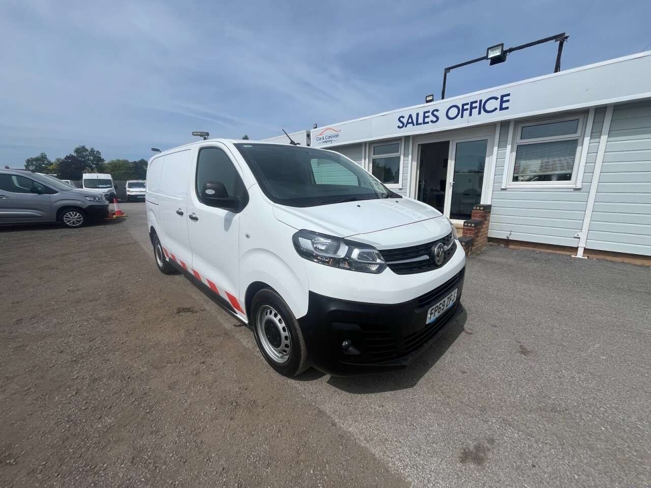 A 2019 VAUXHALL VIVARO 1.5 Turbo D 2900 Edition Panel Van 5dr Diesel Manual L1 H1 Euro 6 (s/s) (10 A 2019 VAUXHALL VIVARO 1.5 Turbo D 2900 Edition Panel Van 5dr Diesel Manual L1 H1 Euro 6 (s/s) (10