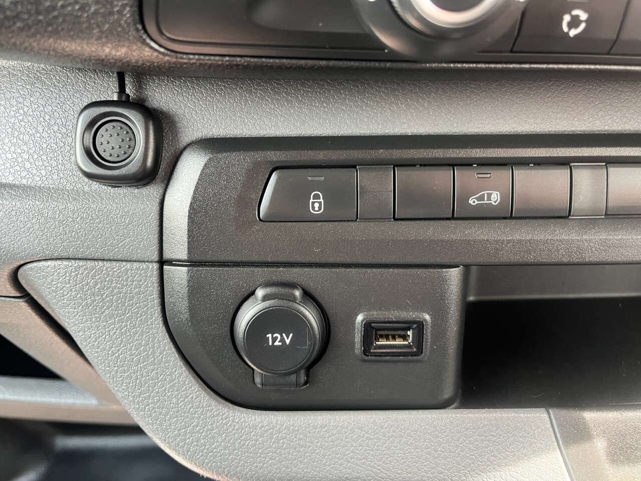 2019 VAUXHALL VIVARO 2019 VAUXHALL VIVARO