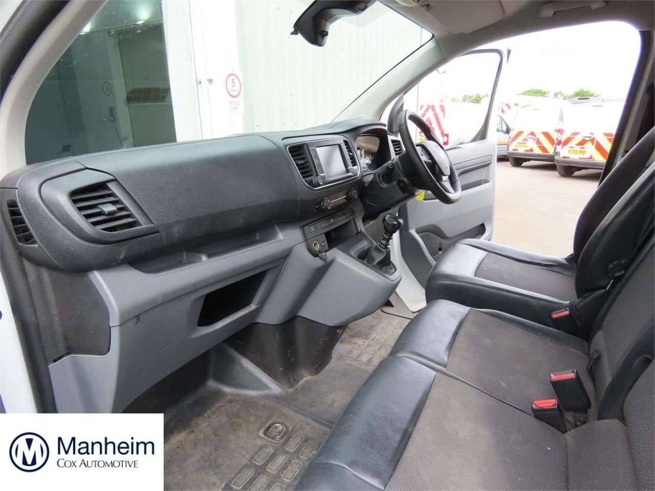 A 2021 VAUXHALL VIVARO 1.5 Turbo D 2900 Sportive Panel Van 5dr Diesel Manual L2 H1 Euro 6 (s/s) (1 A 2021 VAUXHALL VIVARO 1.5 Turbo D 2900 Sportive Panel Van 5dr Diesel Manual L2 H1 Euro 6 (s/s) (1