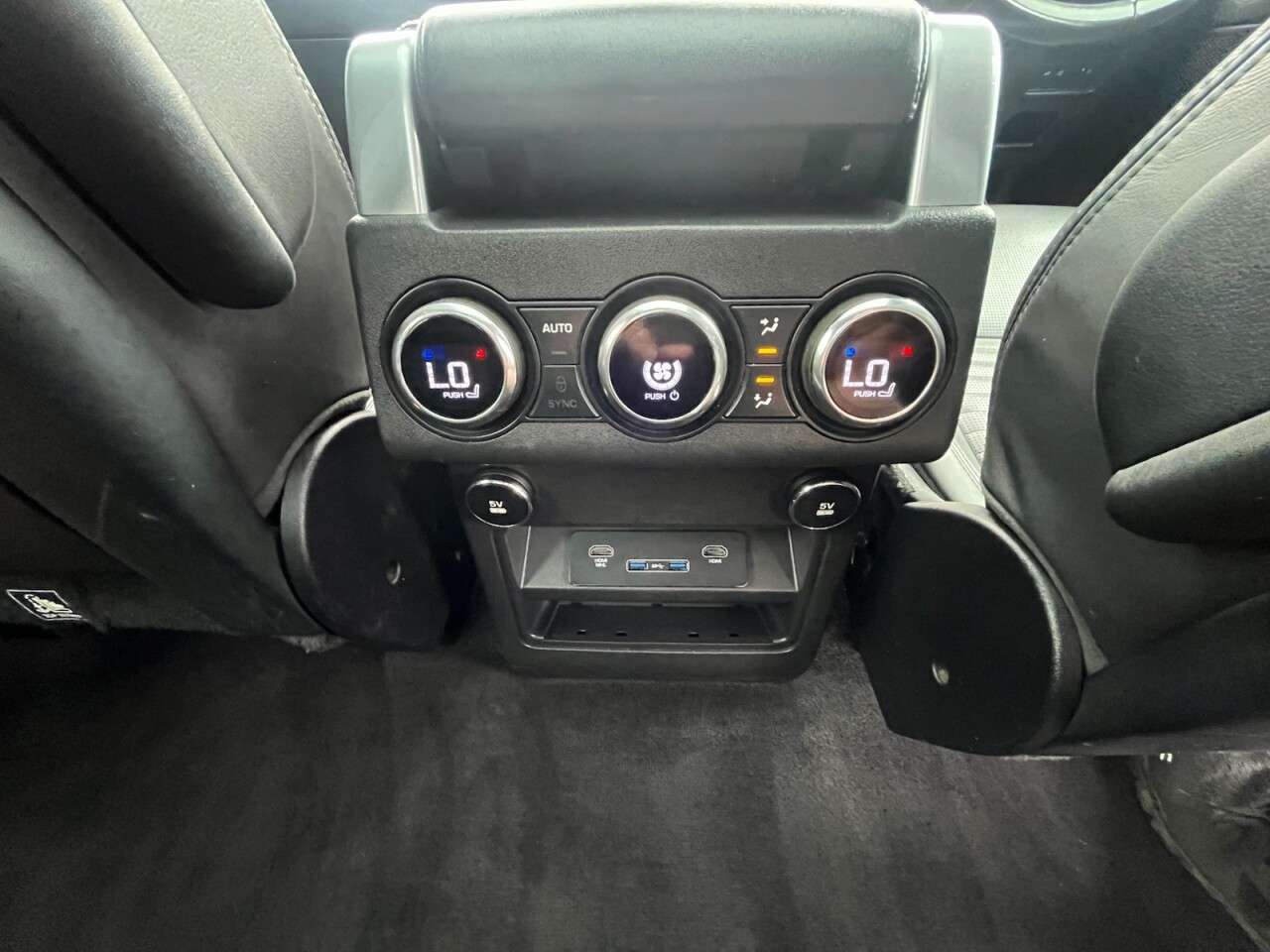 2018 LAND ROVER DISCOVERY 2018 LAND ROVER DISCOVERY