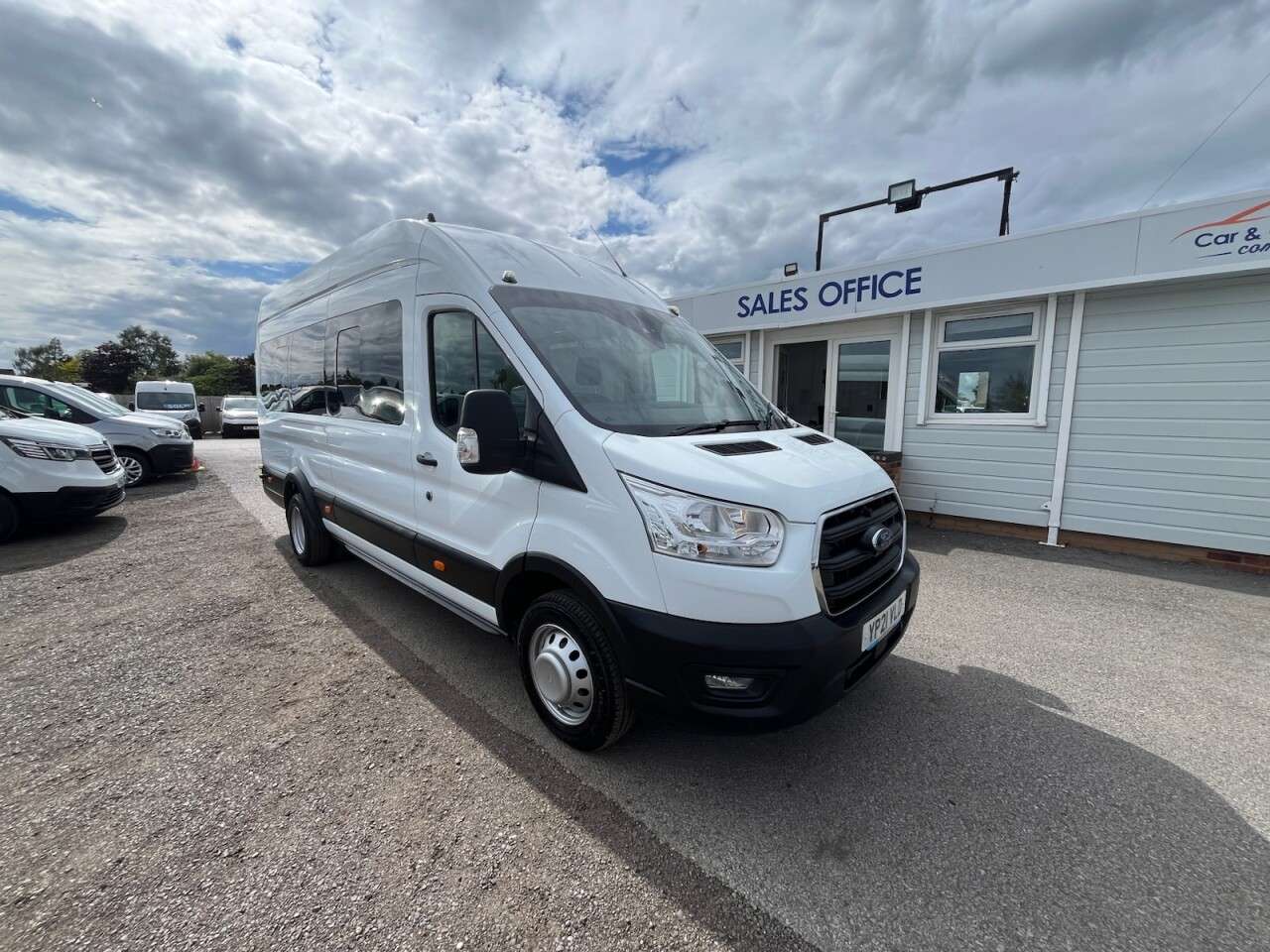 A 2021 FORD TRANSIT 2.0 460 EcoBlue Leader Minibus Double Cab 5dr Diesel Manual RWD L4 H3 Euro A 2021 FORD TRANSIT 2.0 460 EcoBlue Leader Minibus Double Cab 5dr Diesel Manual RWD L4 H3 Euro