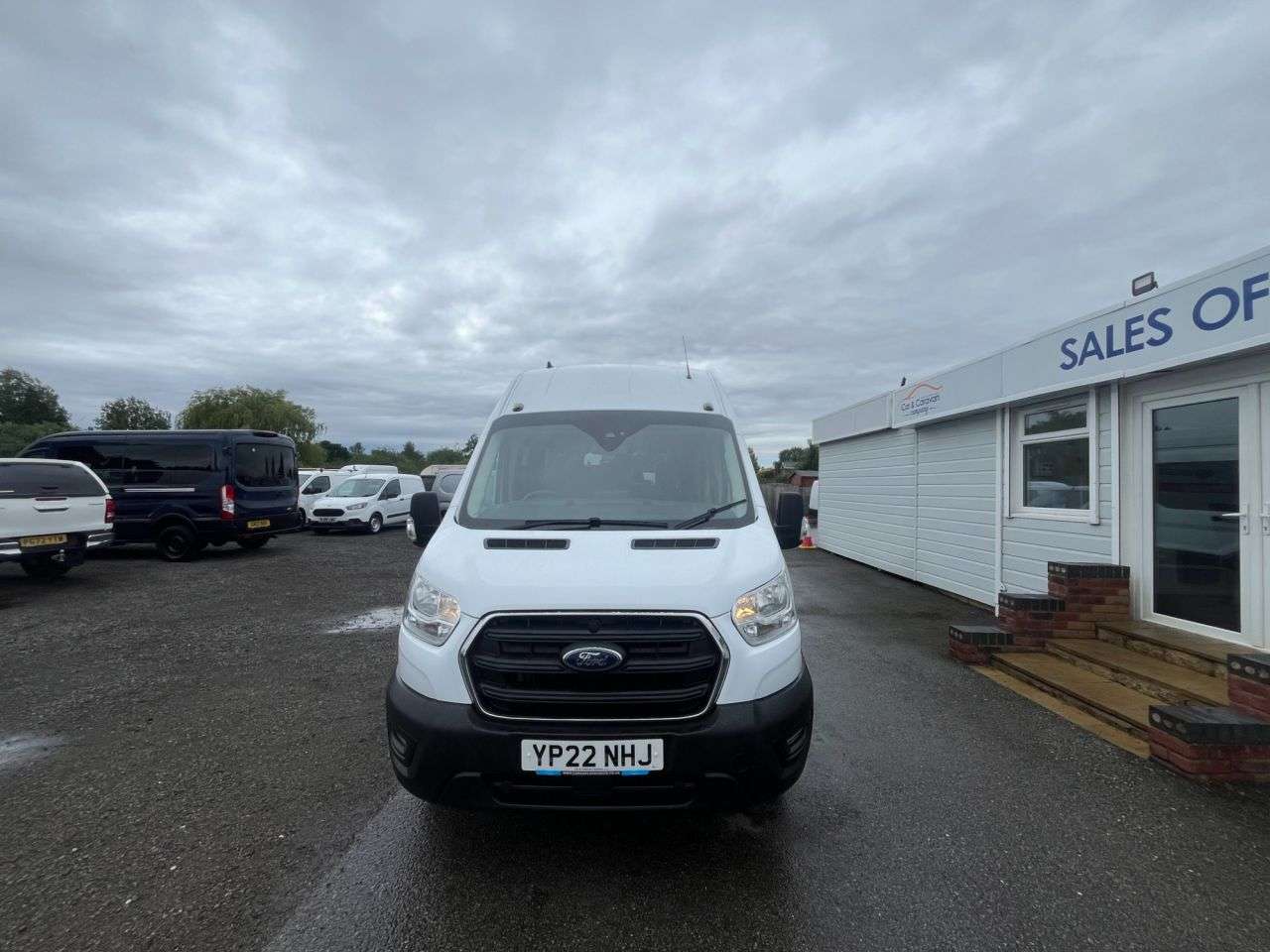 A 2022 FORD TRANSIT 2.0 460 EcoBlue Leader Minibus Double Cab 5dr Diesel Manual RWD L4 H3 Euro A 2022 FORD TRANSIT 2.0 460 EcoBlue Leader Minibus Double Cab 5dr Diesel Manual RWD L4 H3 Euro