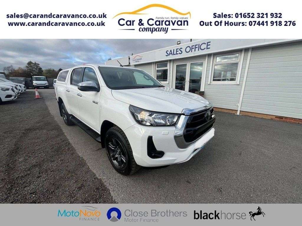 A 2022 TOYOTA HI-LUX 2.4 D-4D Icon Pickup Double Cab 4dr Diesel Auto 4WD Euro 6 (s/s) (150 ps) A 2022 TOYOTA HI-LUX 2.4 D-4D Icon Pickup Double Cab 4dr Diesel Auto 4WD Euro 6 (s/s) (150 ps)