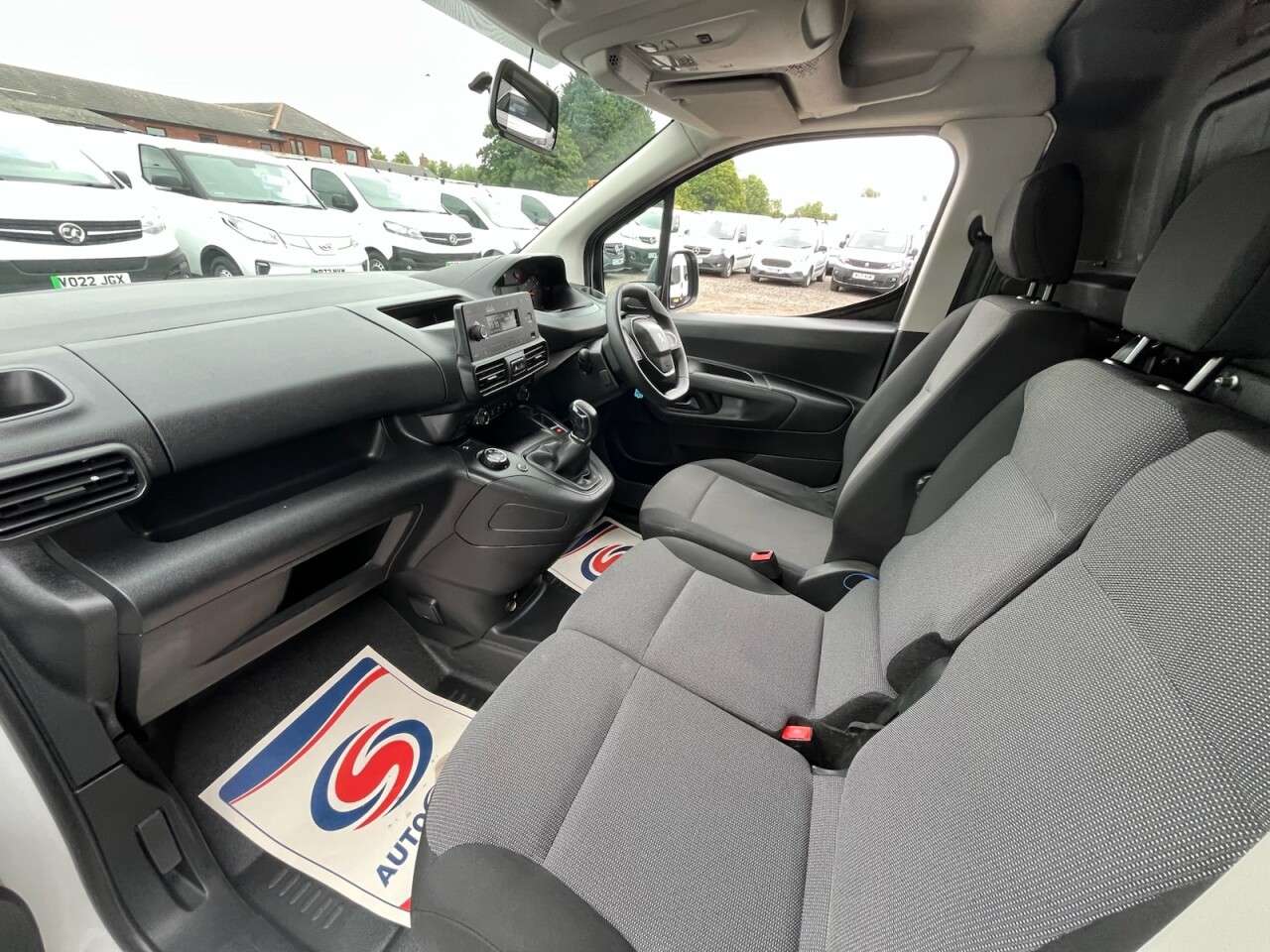 2019 PEUGEOT PARTNER 2019 PEUGEOT PARTNER
