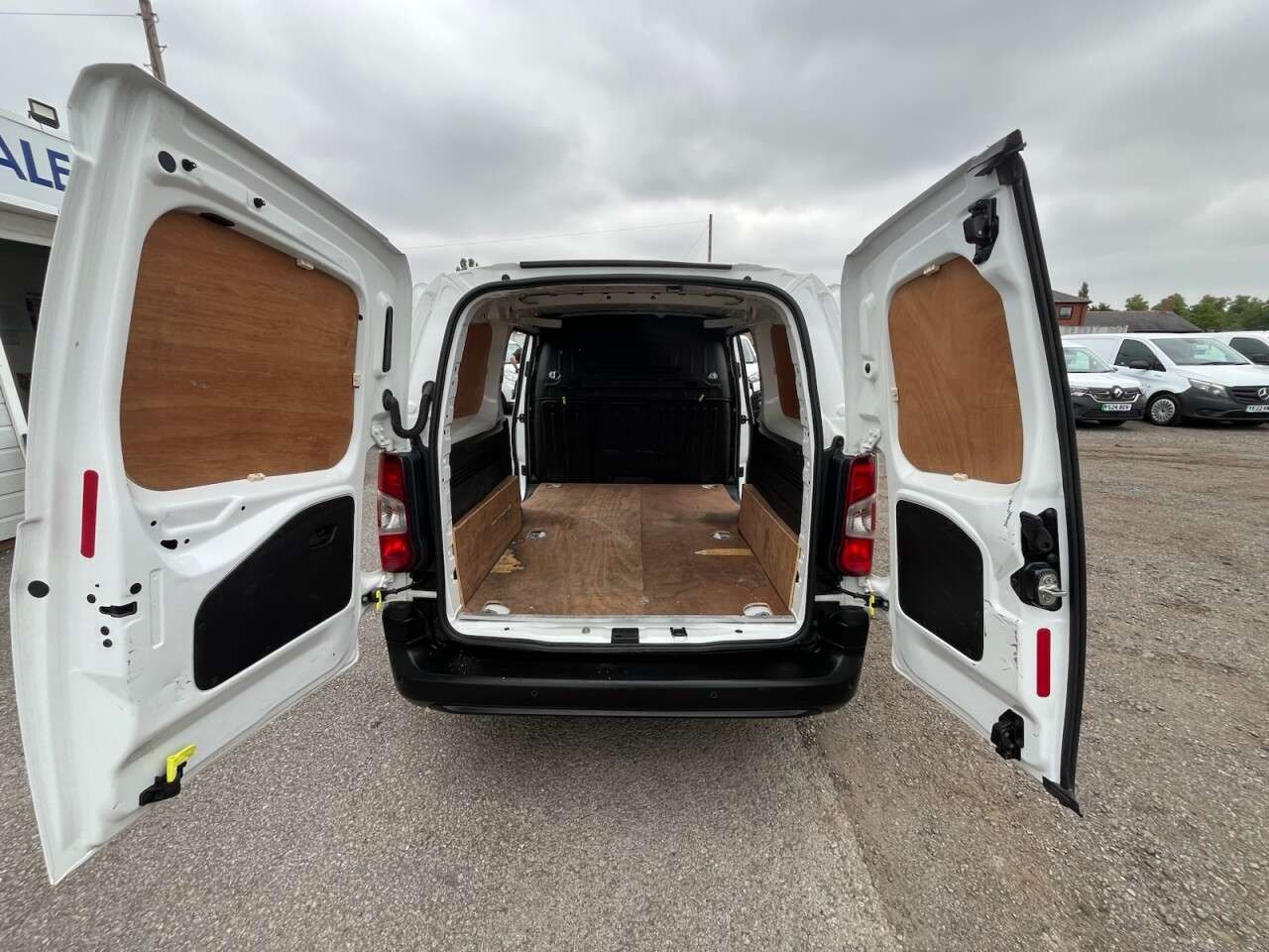 2019 PEUGEOT PARTNER 2019 PEUGEOT PARTNER