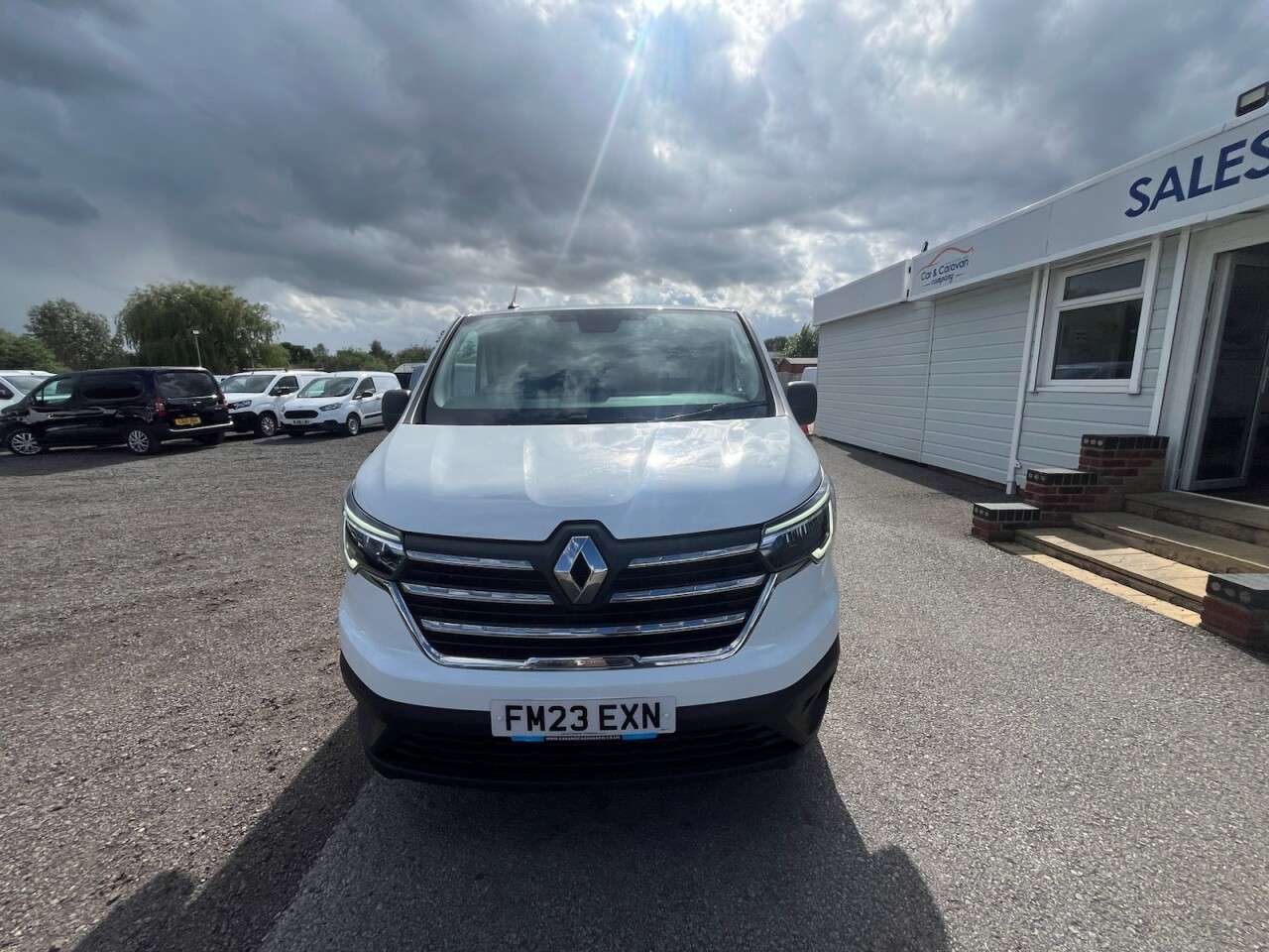 A 2023 RENAULT TRAFIC 2.0 dCi Blue LL30 Advance Panel Van 5dr Diesel Manual L2 H1 Euro 6 (s/s) (1 A 2023 RENAULT TRAFIC 2.0 dCi Blue LL30 Advance Panel Van 5dr Diesel Manual L2 H1 Euro 6 (s/s) (1