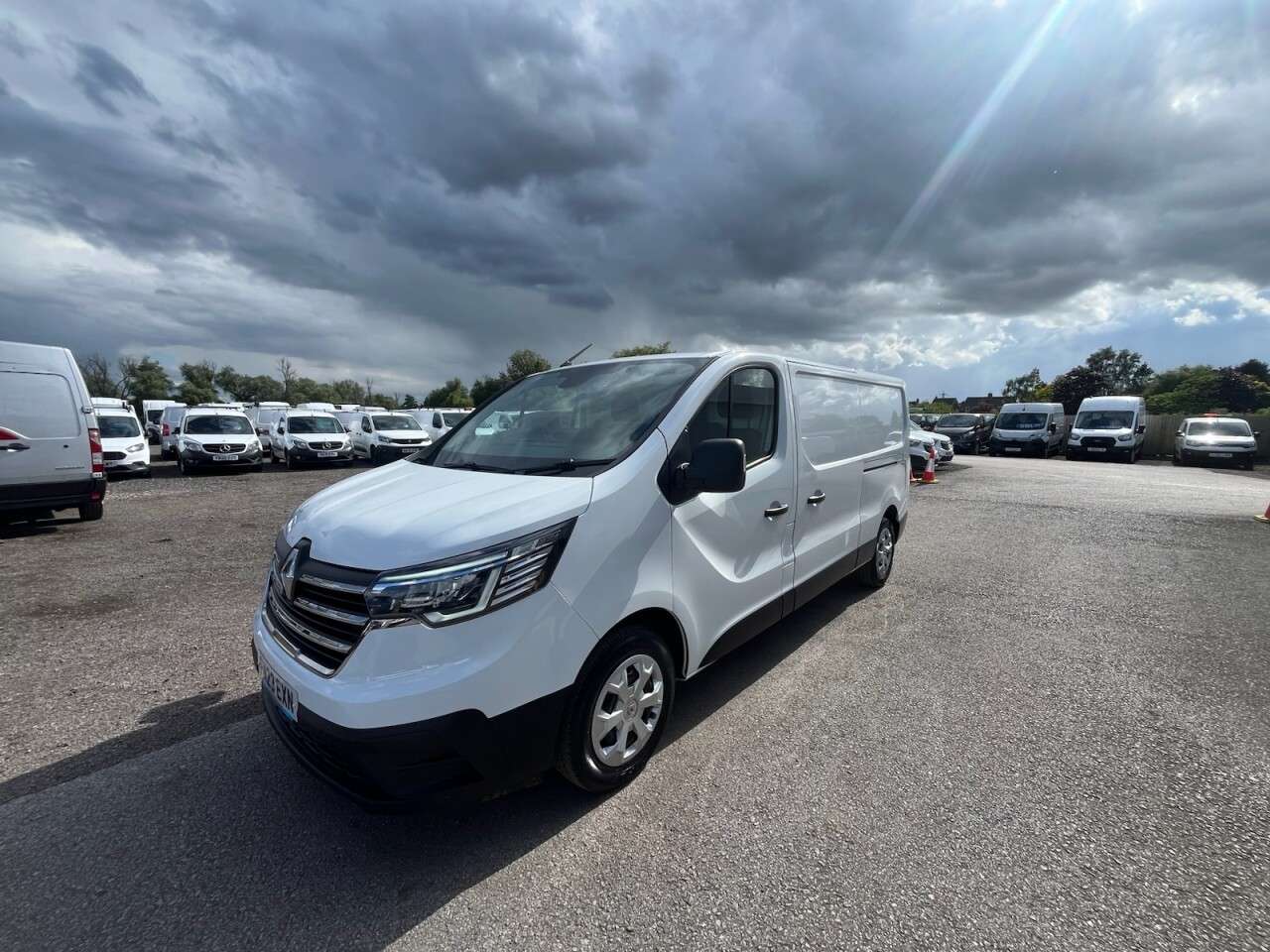 2023 RENAULT TRAFIC 2023 RENAULT TRAFIC